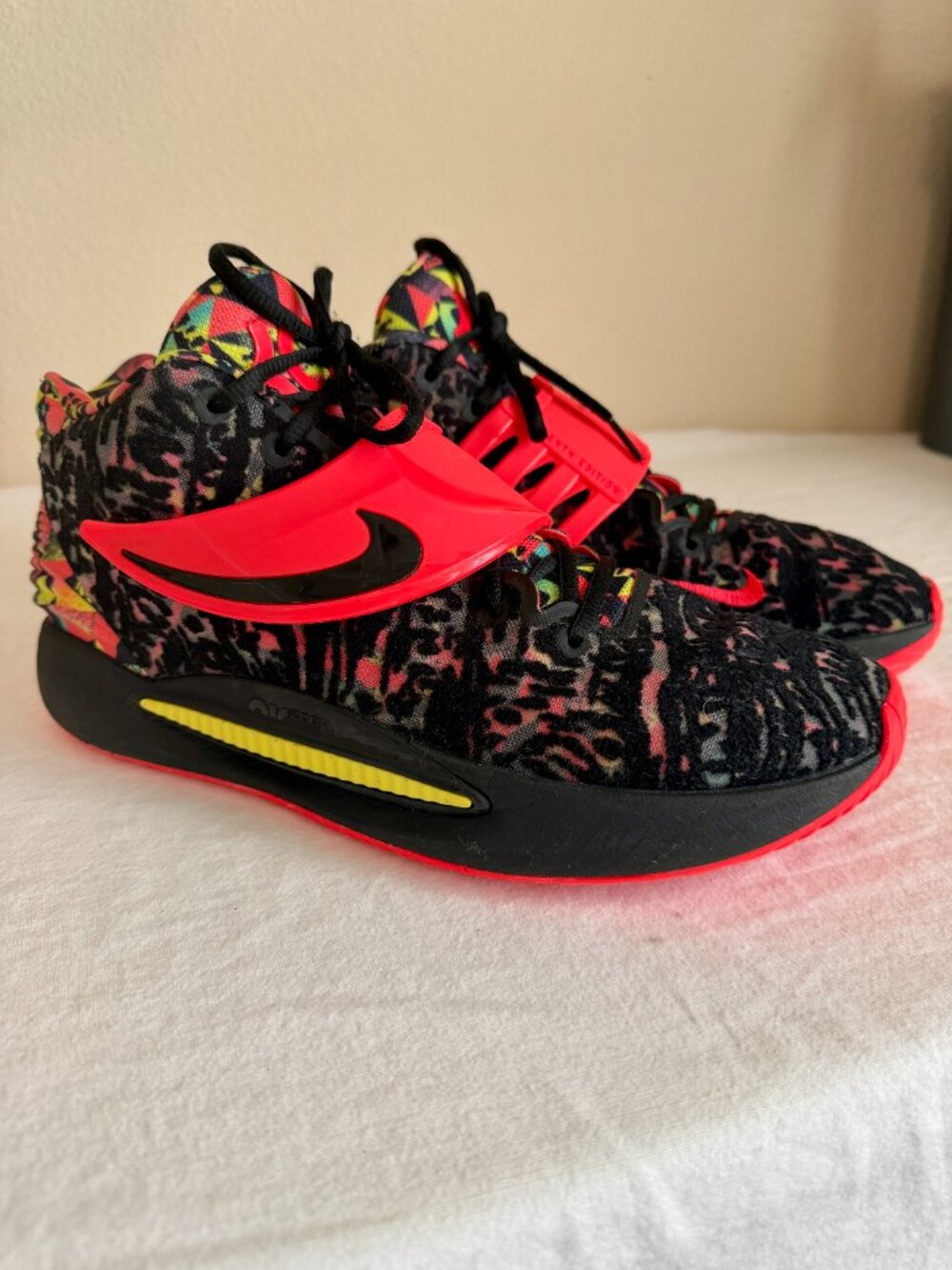 Nike KD 14 Black Bright Crimson KY-D Dream Mid Sneaker CW3935-002 Mens Sz 11.5